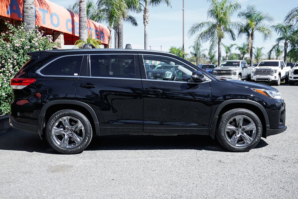 Used 2018 Toyota Highlander Limited Platinum image 13