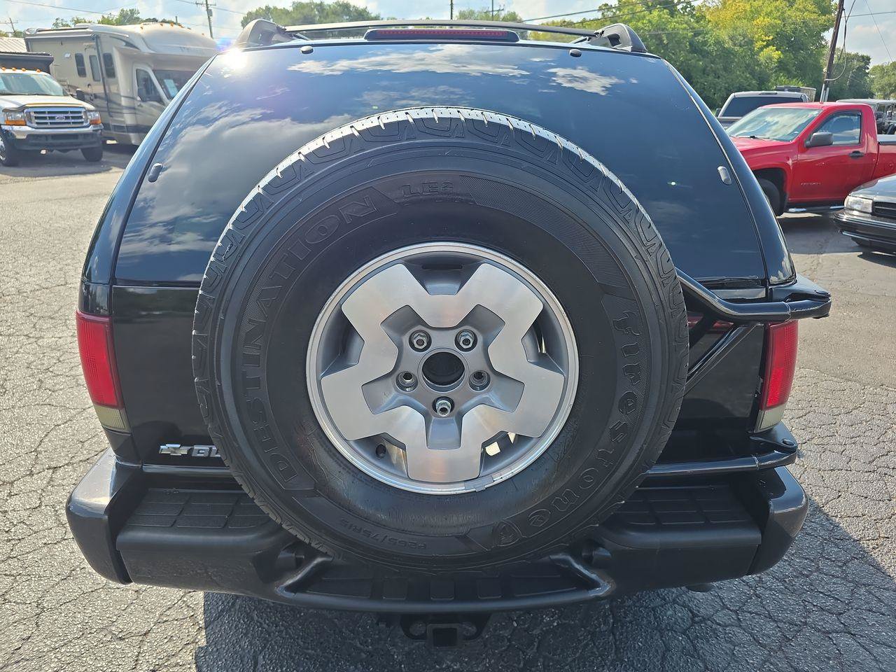 Used 2004 Chevrolet Blazer LS w/ Preferred Equipment Group AWD/4WD image 14