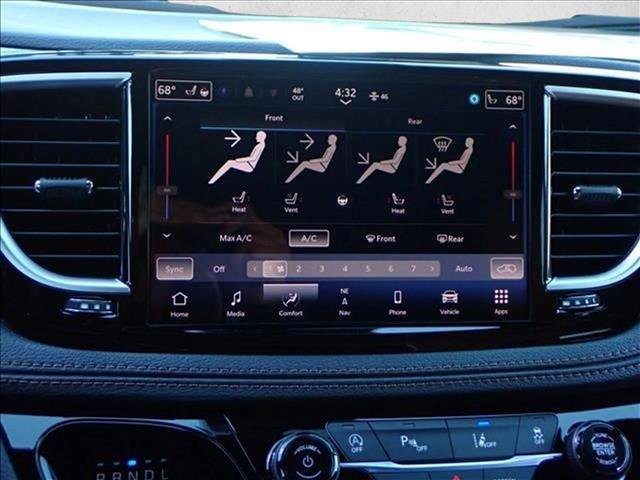 New 2026 Chrysler Pacifica Pinnacle FWD image 21