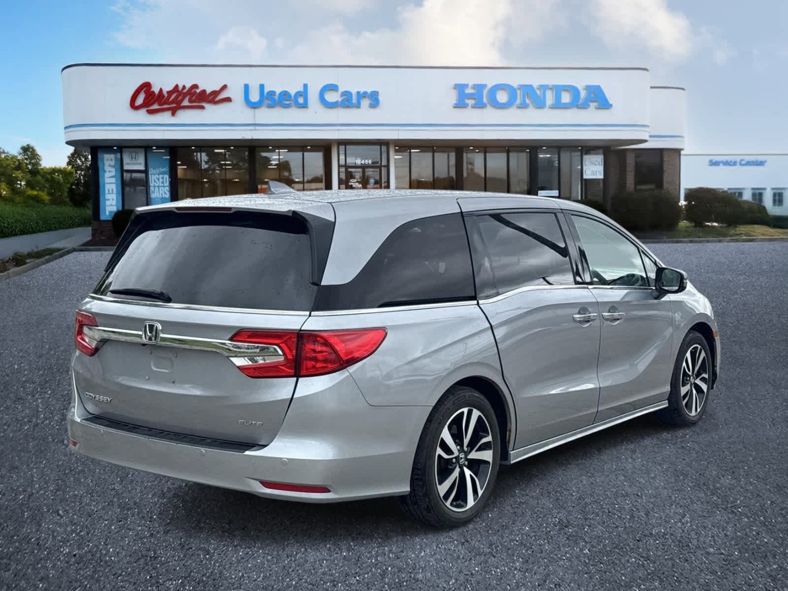 Used 2019 Honda Odyssey Elite image 5