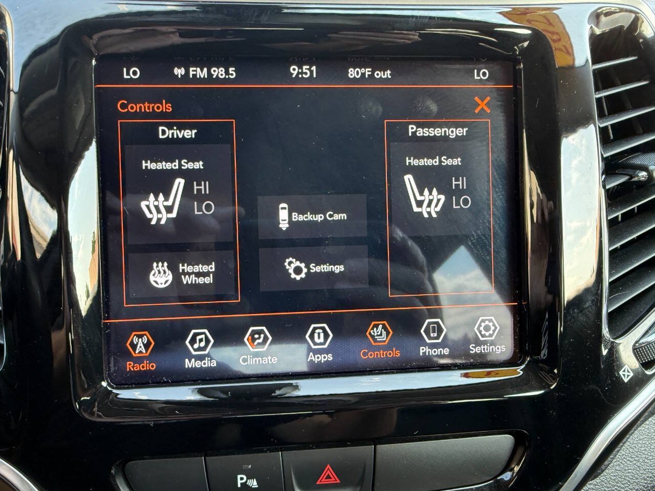 Used 2020 Jeep Cherokee Limited AWD/4WD image 26