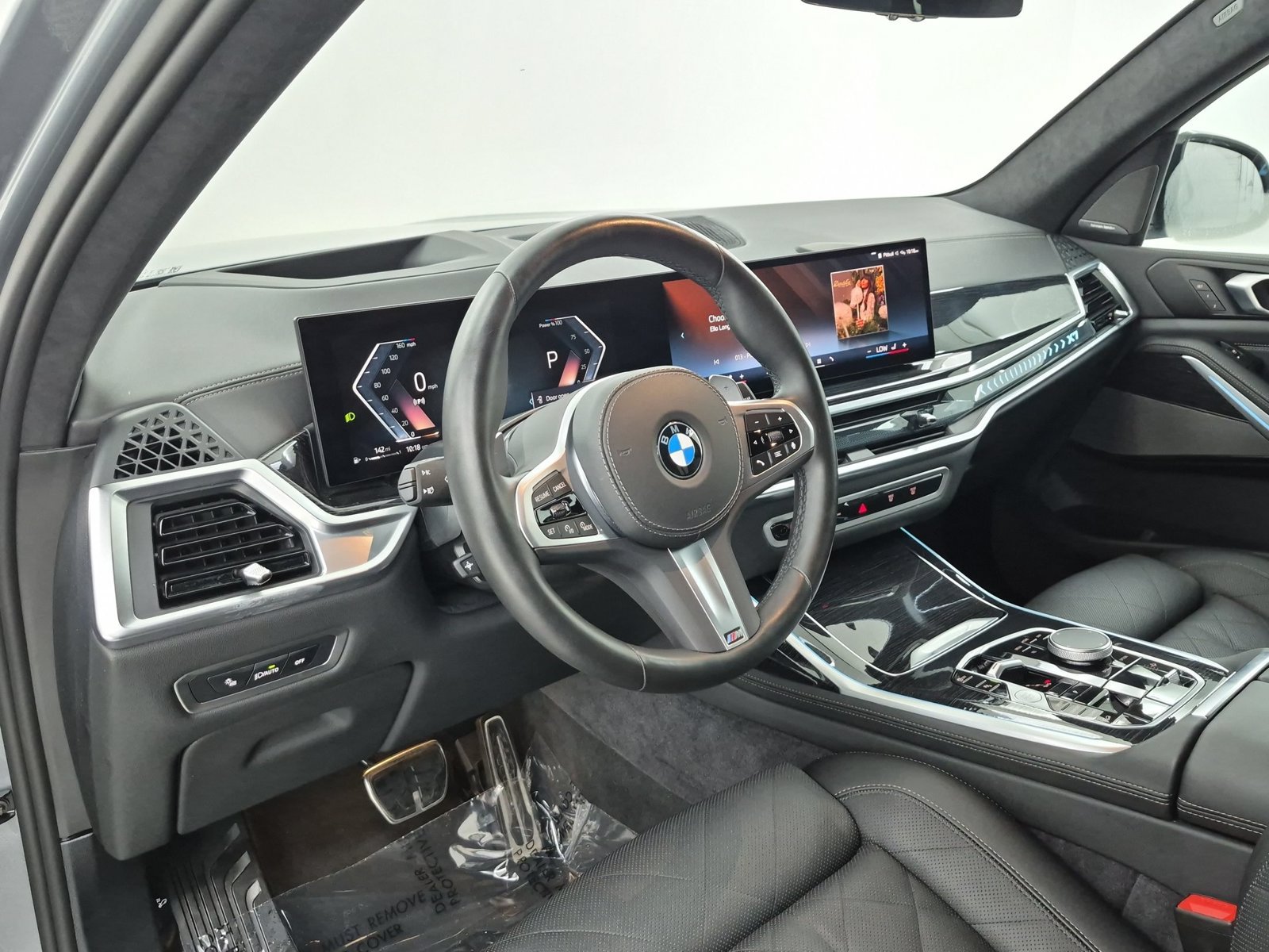 Used 2026 BMW X7 xDrive40i AWD/4WD image 4