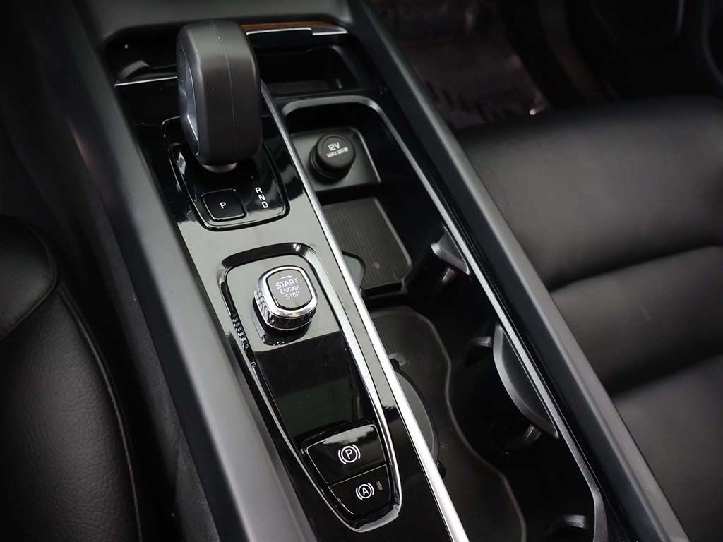 Used 2023 Volvo XC60 B5 Plus w/ Climate Package AWD/4WD image 57