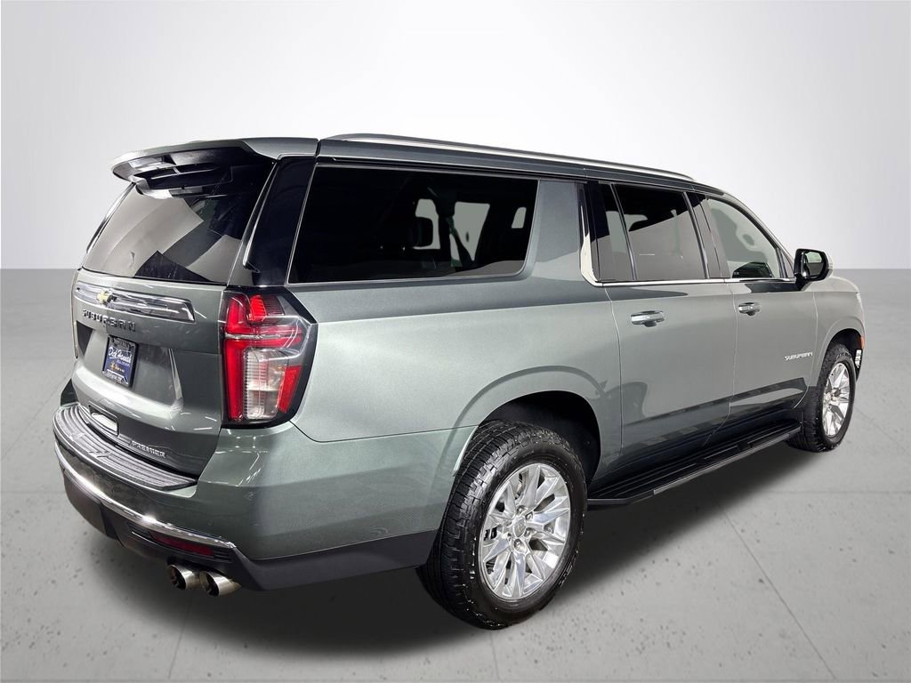 Used 2023 Chevrolet Suburban Premier image 6