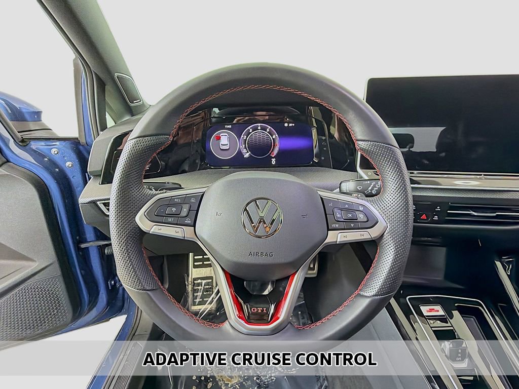 Used 2025 Volkswagen GTI SE image 5