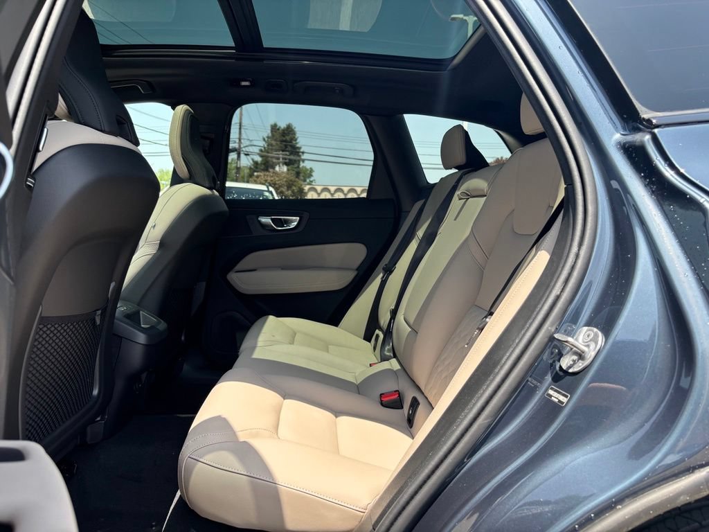 New 2026 Volvo XC60 B5 Plus w/ Protection Package Premier AWD/4WD image 16