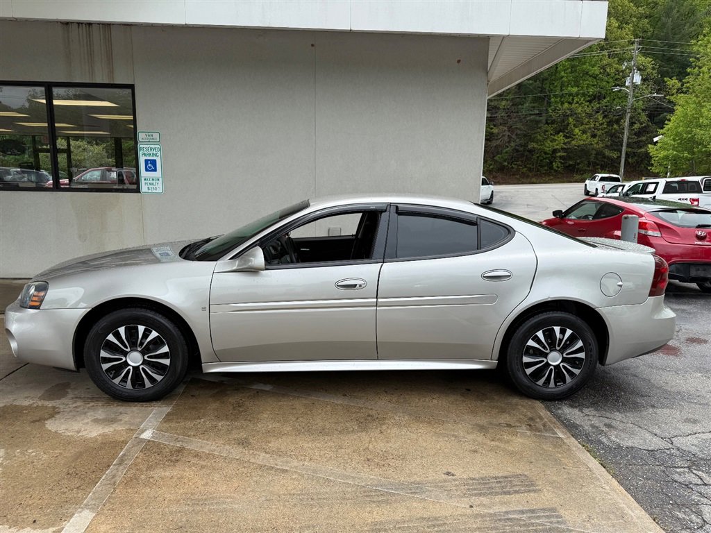 Used 2007 Pontiac Grand Prix FWD image 11