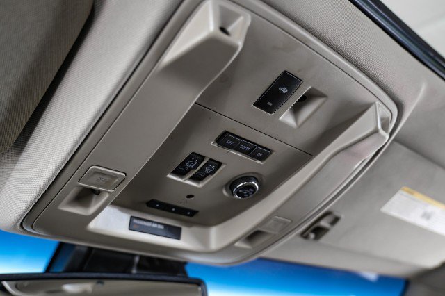 Used 2015 Cadillac Escalade Premium AWD/4WD image 34