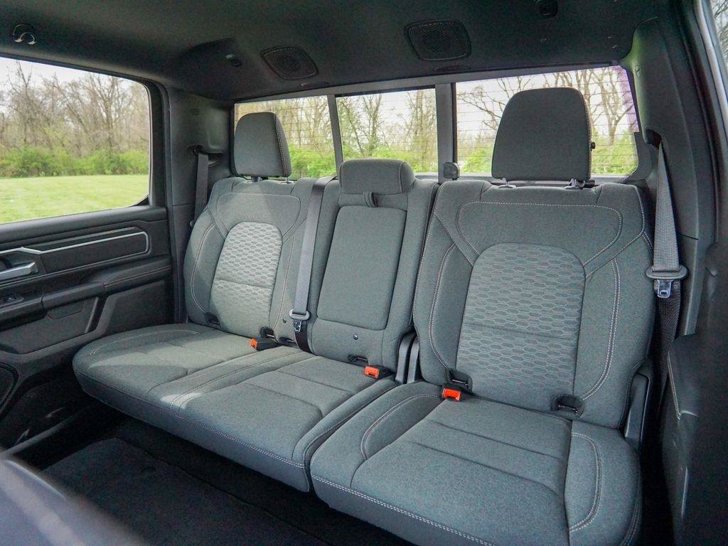 Used 2025 RAM 1500 Big Horn AWD/4WD image 36