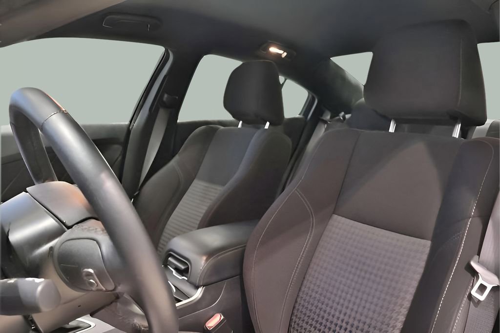 Used 2023 Dodge Charger SXT image 15