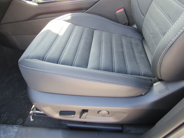 New 2026 Mitsubishi Outlander SE image 23