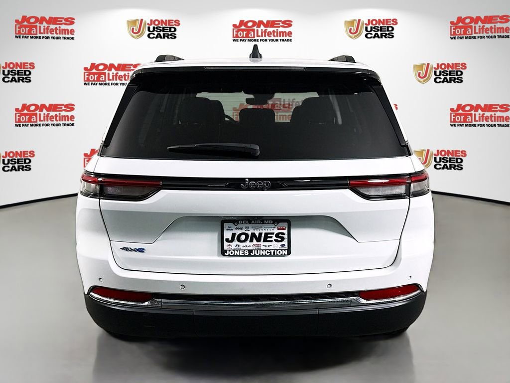 Used 2022 Jeep Grand Cherokee Limited 4xe image 16