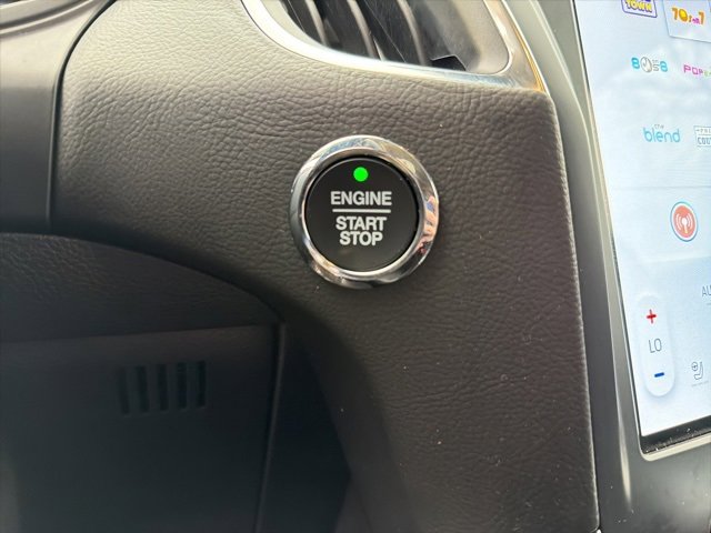 Used 2022 Ford Edge Titanium image 18