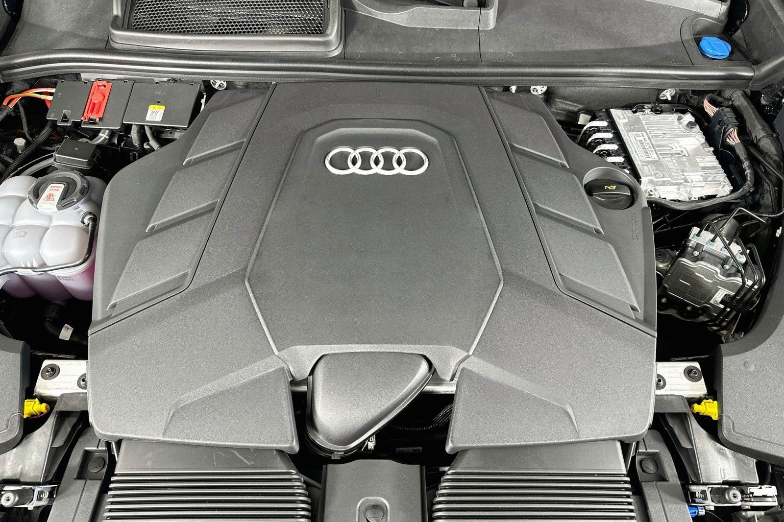 New 2026 Audi Q8 Premium Plus AWD/4WD image 12