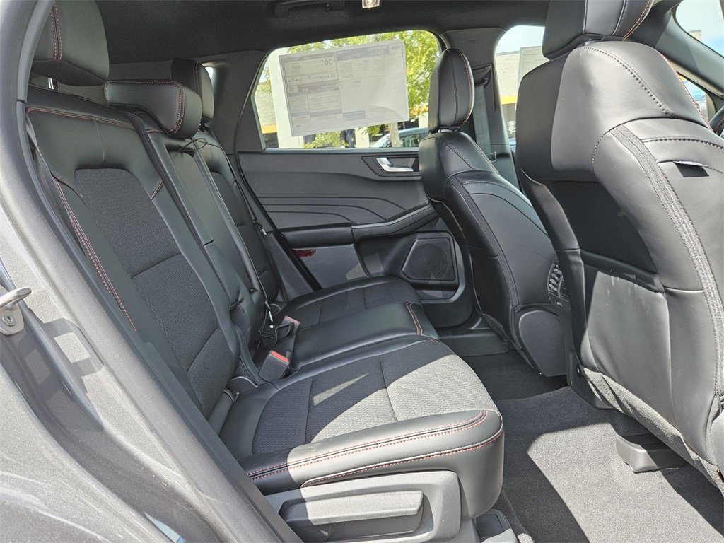 New 2026 Ford Escape ST-Line w/ Tech Pack #1 image 28