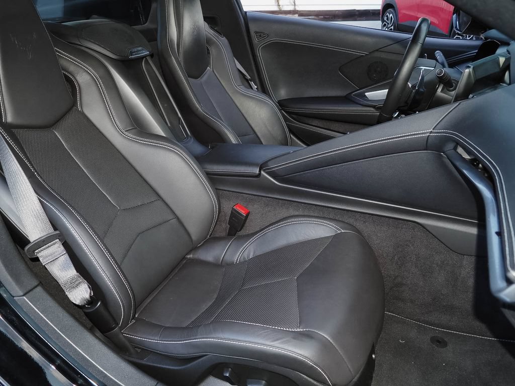 Certified 2024 Chevrolet Corvette Stingray Coupe w/ 1LT RWD image 18