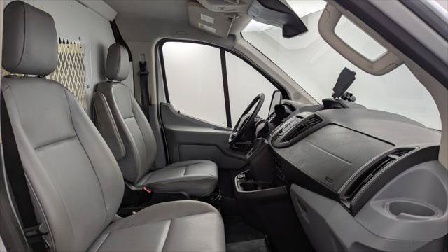 Used 2017 Ford Transit 350 130 Low Roof RWD image 18
