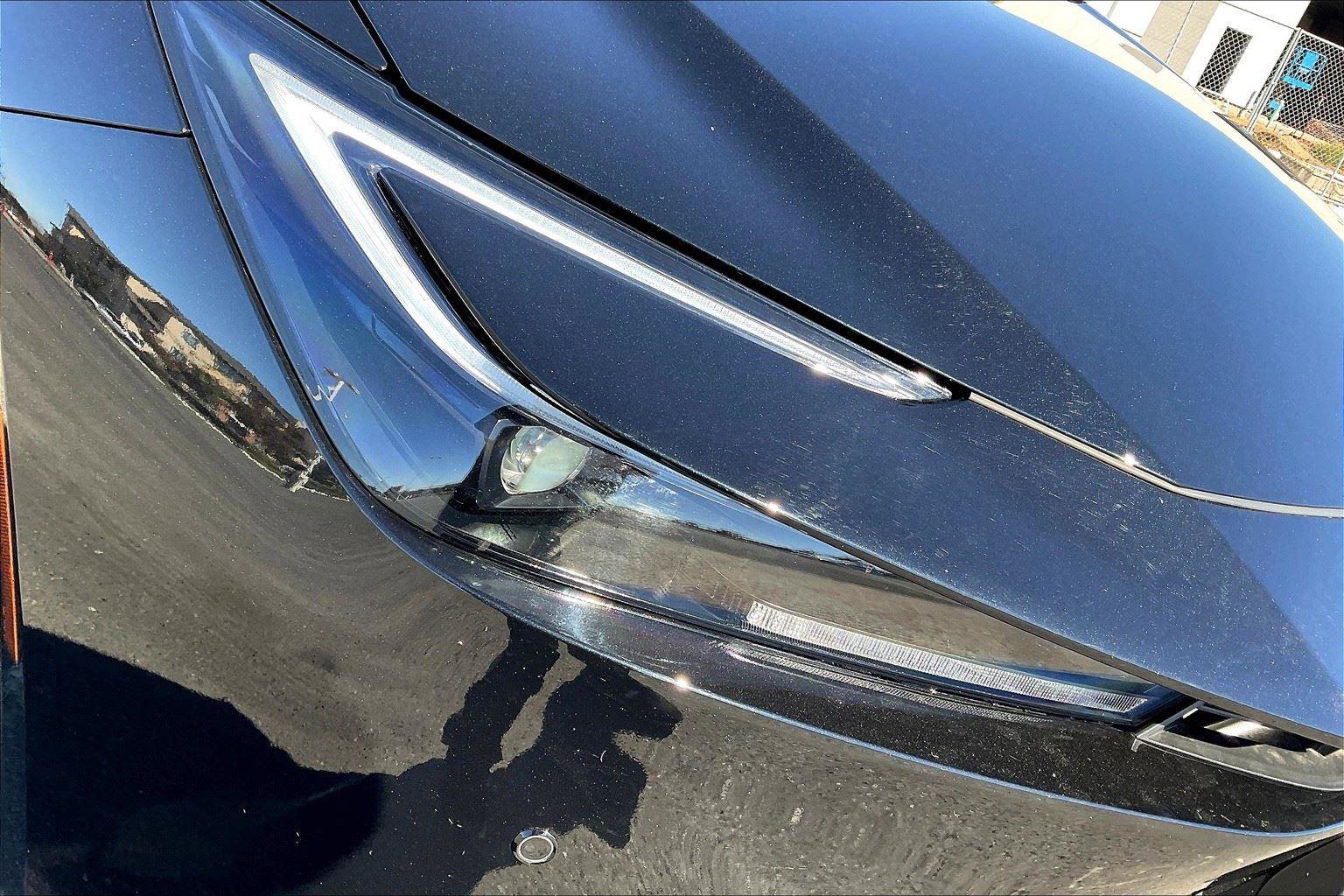 Certified 2025 Toyota Prius Plug-In Hybrid image 28