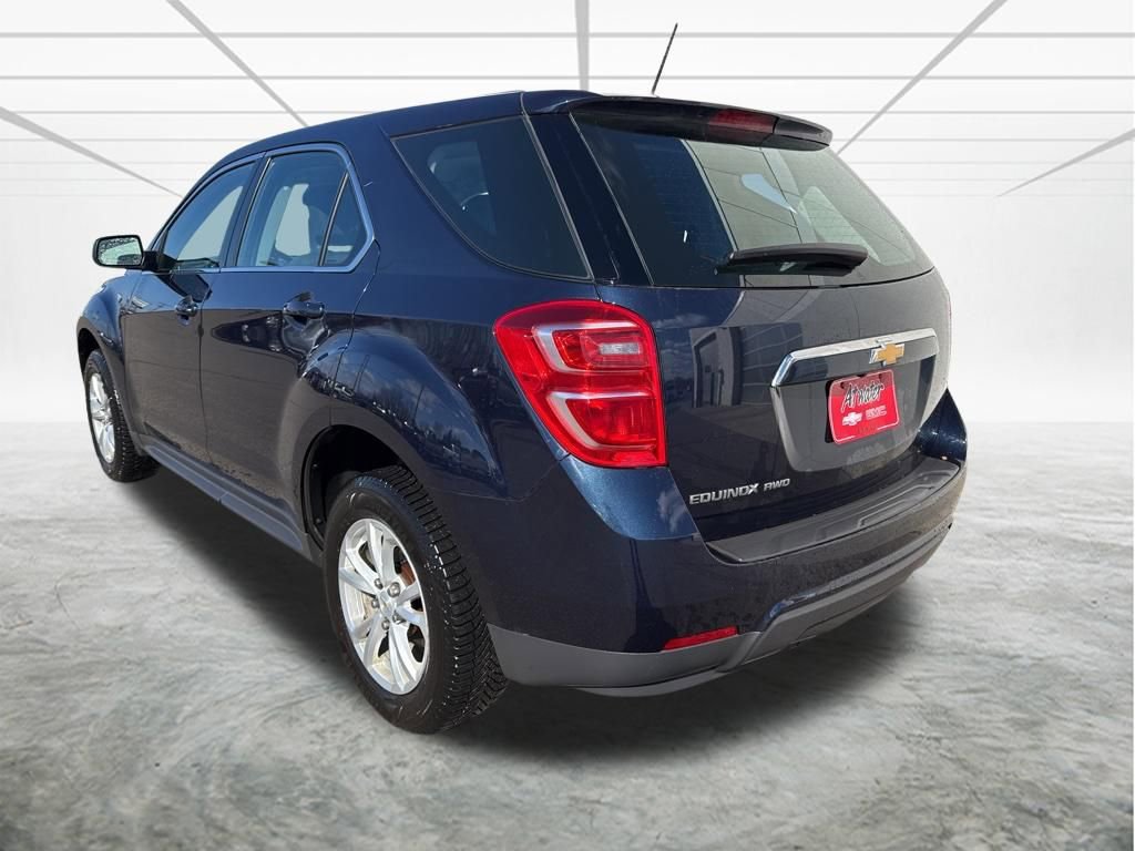 Used 2017 Chevrolet Equinox LS image 3
