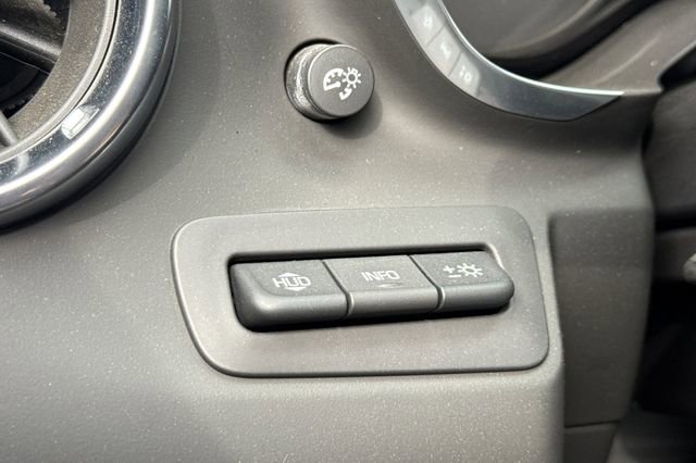 Used 2018 Chevrolet Camaro ZL1 image 37