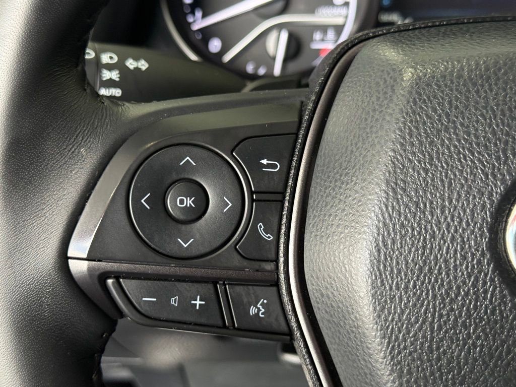 Certified 2024 Toyota Camry SE w/ Convenience Package image 24