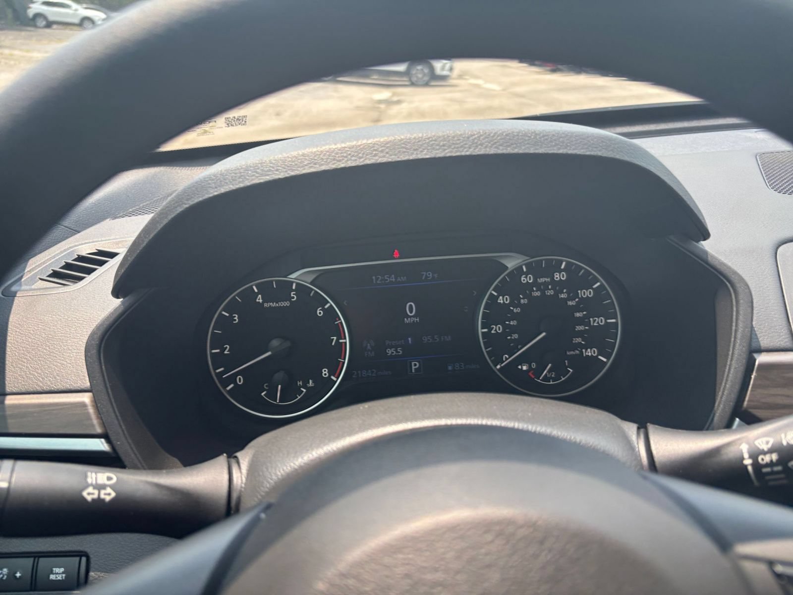 Used 2025 Nissan Altima 2.5 SV FWD image 35