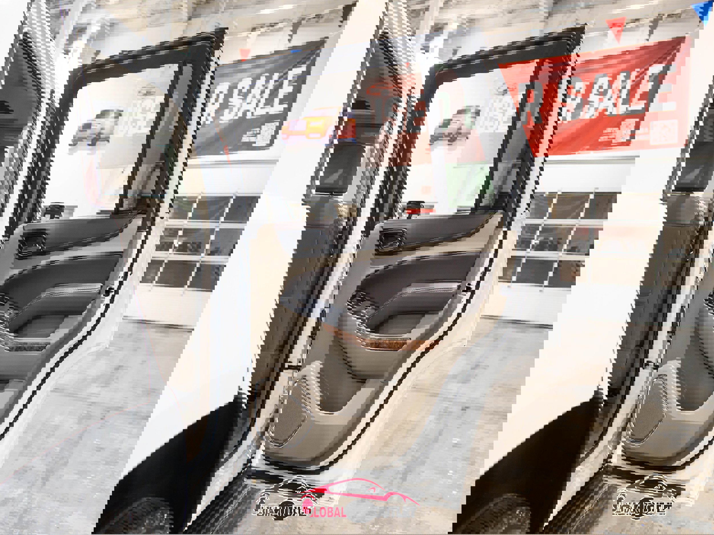 Used 2020 Chevrolet Tahoe Premier w/ RST 6.2L Performance Edition image 46