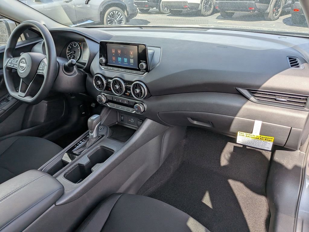 Used 2025 Nissan Sentra S FWD image 24