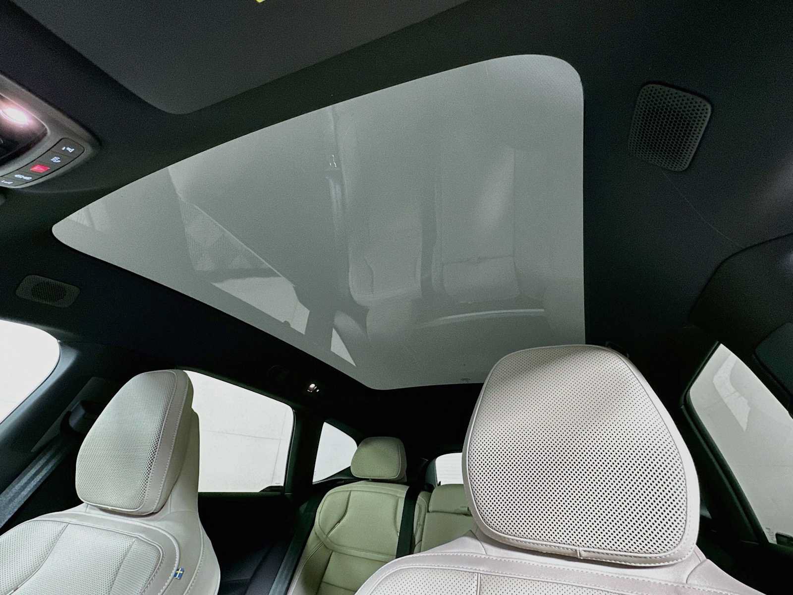 New 2027 Volvo EX60 Ultra AWD/4WD image 19