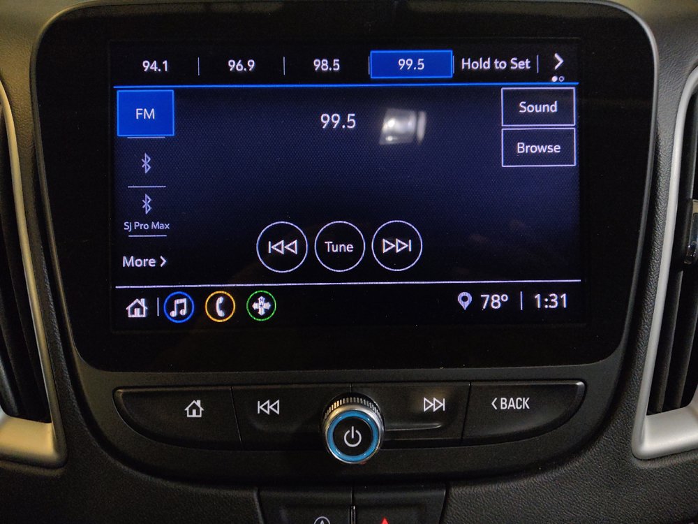 Used 2022 Chevrolet Malibu LS FWD image 25