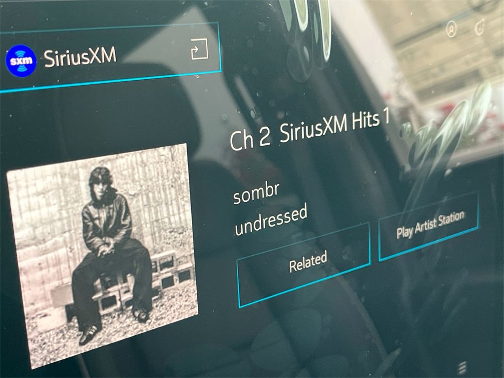 New 2025 GMC Yukon Elevation image 21