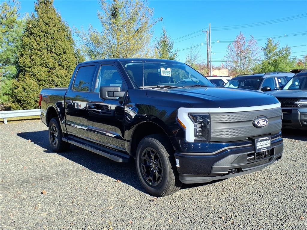 New 2025 Ford F150 Lightning XLT