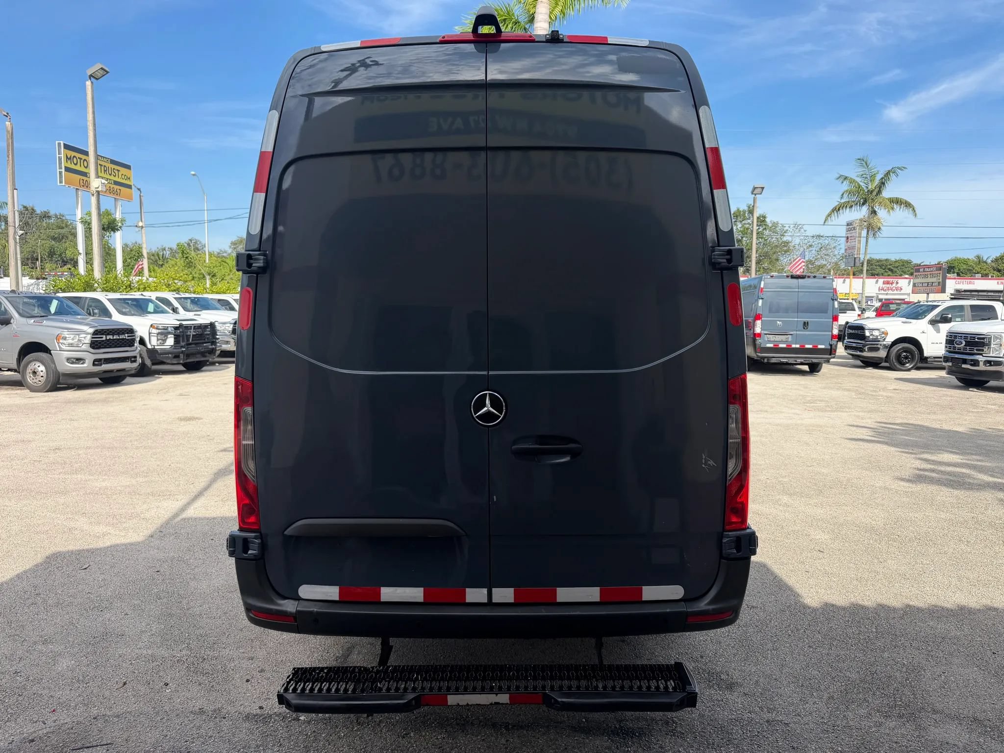 Used 2019 Mercedes-Benz Sprinter 170 image 5