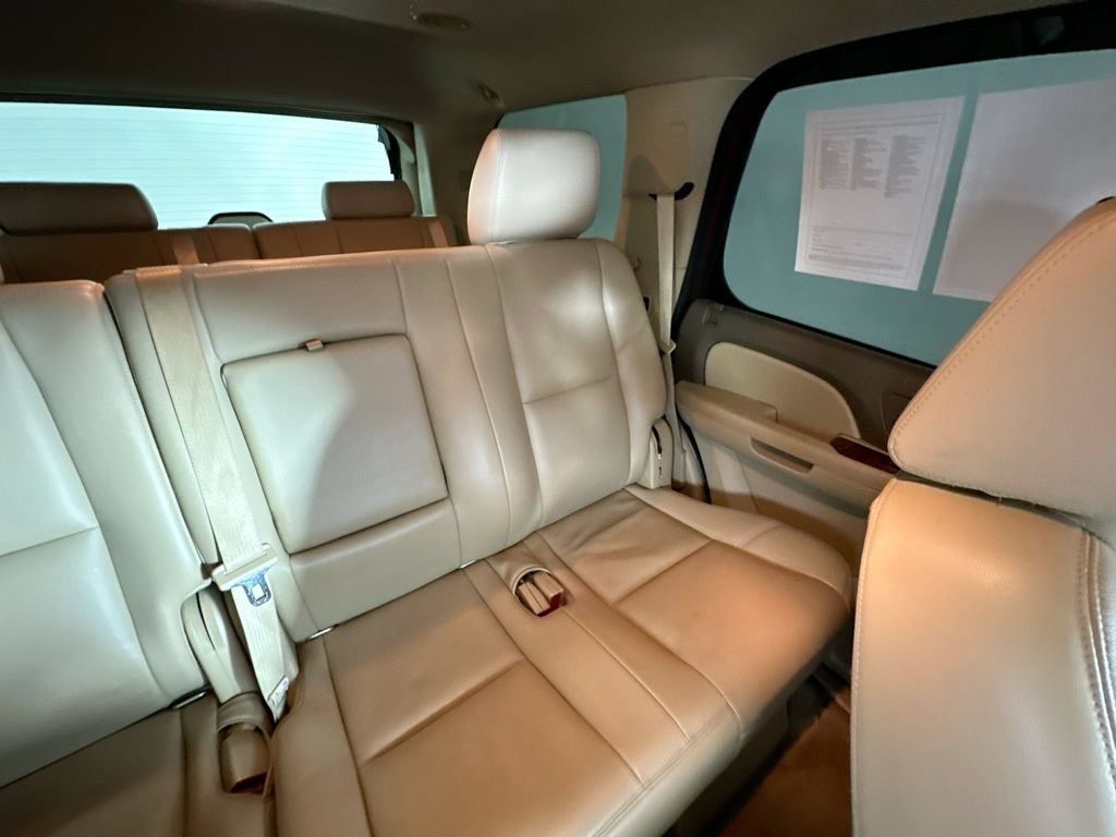 Used 2013 Chevrolet Tahoe LTZ RWD image 14