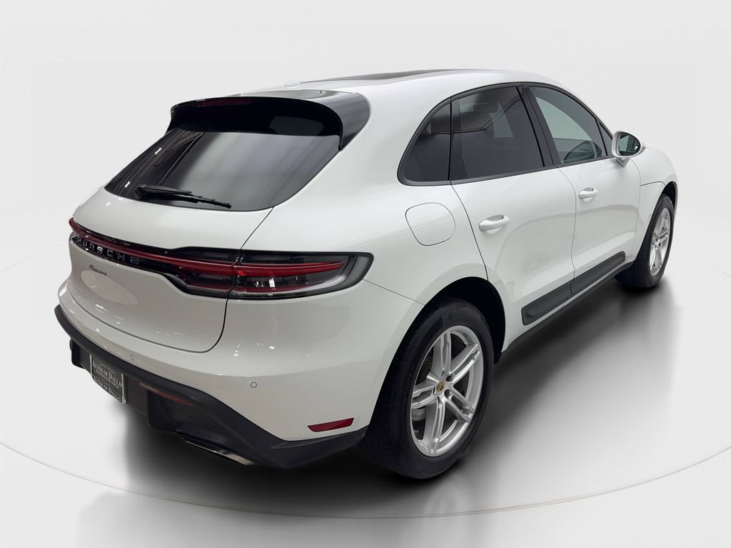 Used 2022 Porsche Macan AWD/4WD image 6