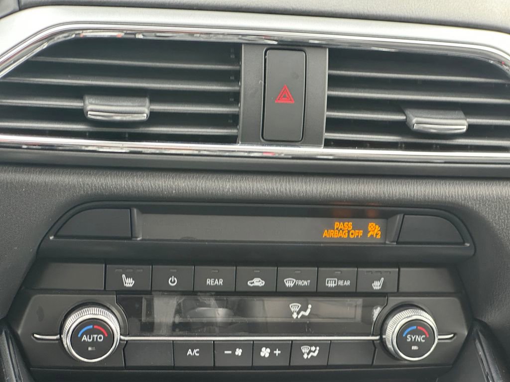 Used 2022 MAZDA CX-9 Touring w/ Touring Premium Package image 16