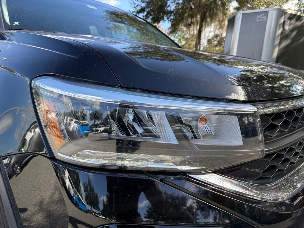 Used 2022 Volkswagen Taos SE image 6