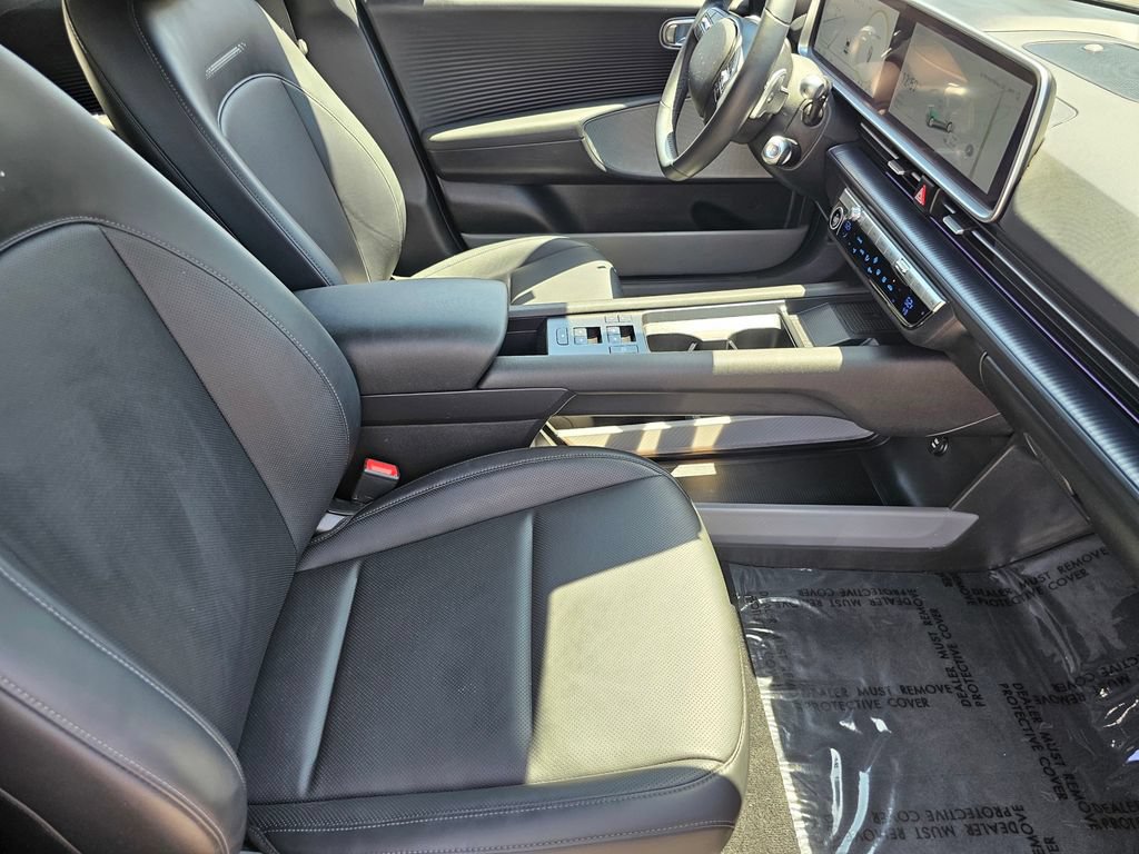 Certified 2024 Hyundai Ioniq 6 SEL RWD image 13