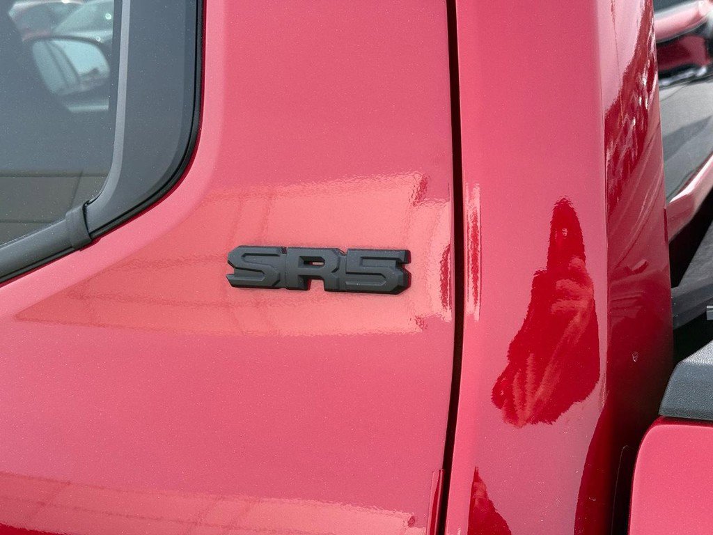 Certified 2025 Toyota Tacoma SR5 image 8