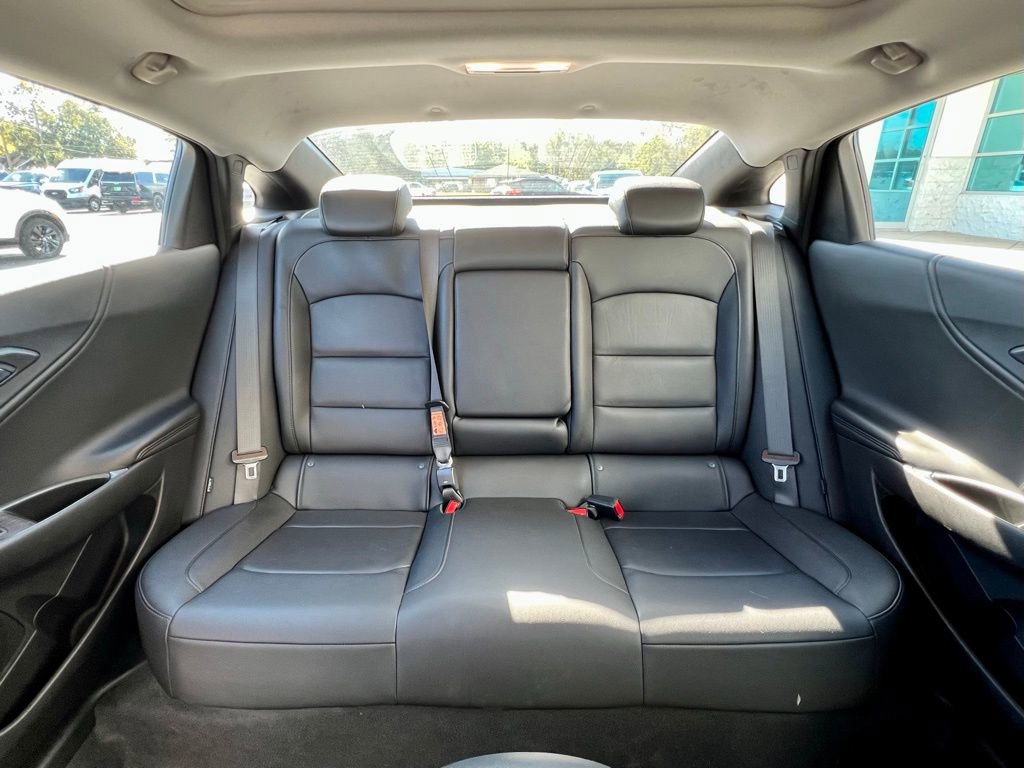 Used 2024 Chevrolet Malibu LT image 37