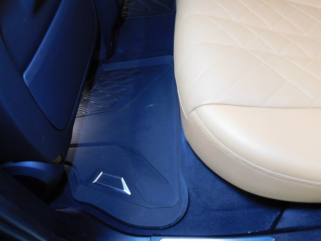 Used 2023 BMW X5 xDrive40i image 78