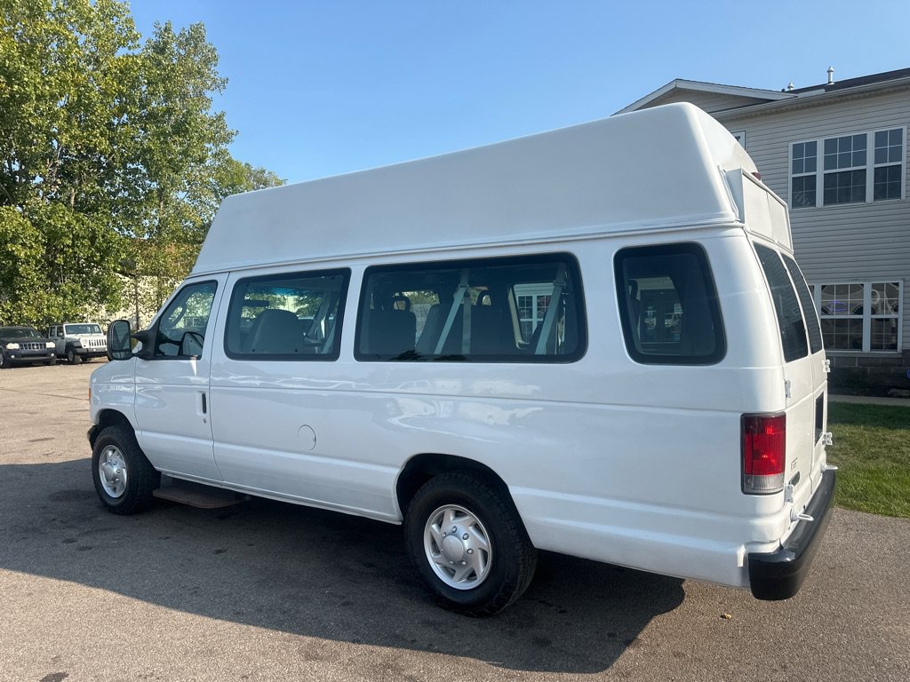 Used 2007 Ford E-250 and Econoline 250 Extended RWD image 9