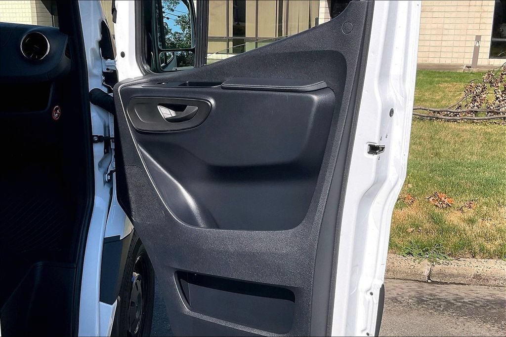 Used 2026 Mercedes-Benz Sprinter 3500 image 15