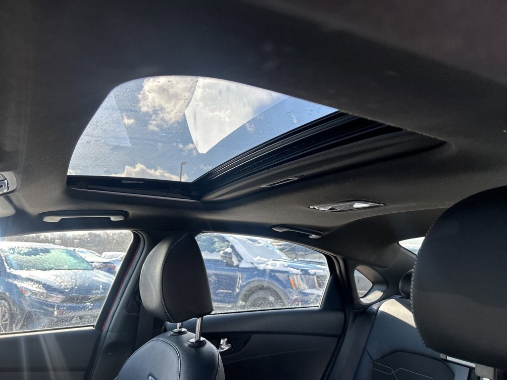 Certified 2024 Kia Forte GT-Line w/ GT-Line Premium Package image 12