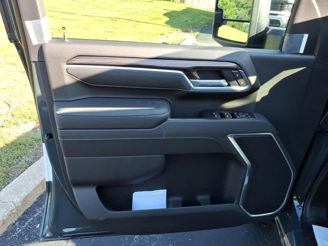 New 2026 Chevrolet Silverado 3500 LT w/ Trail Boss Package AWD/4WD image 11