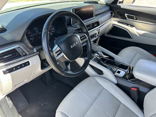 Used 2022 Kia Telluride EX w/ EX Premium Package AWD/4WD image 19