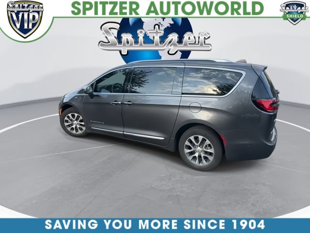 Used 2022 Chrysler Pacifica Pinnacle FWD image 7