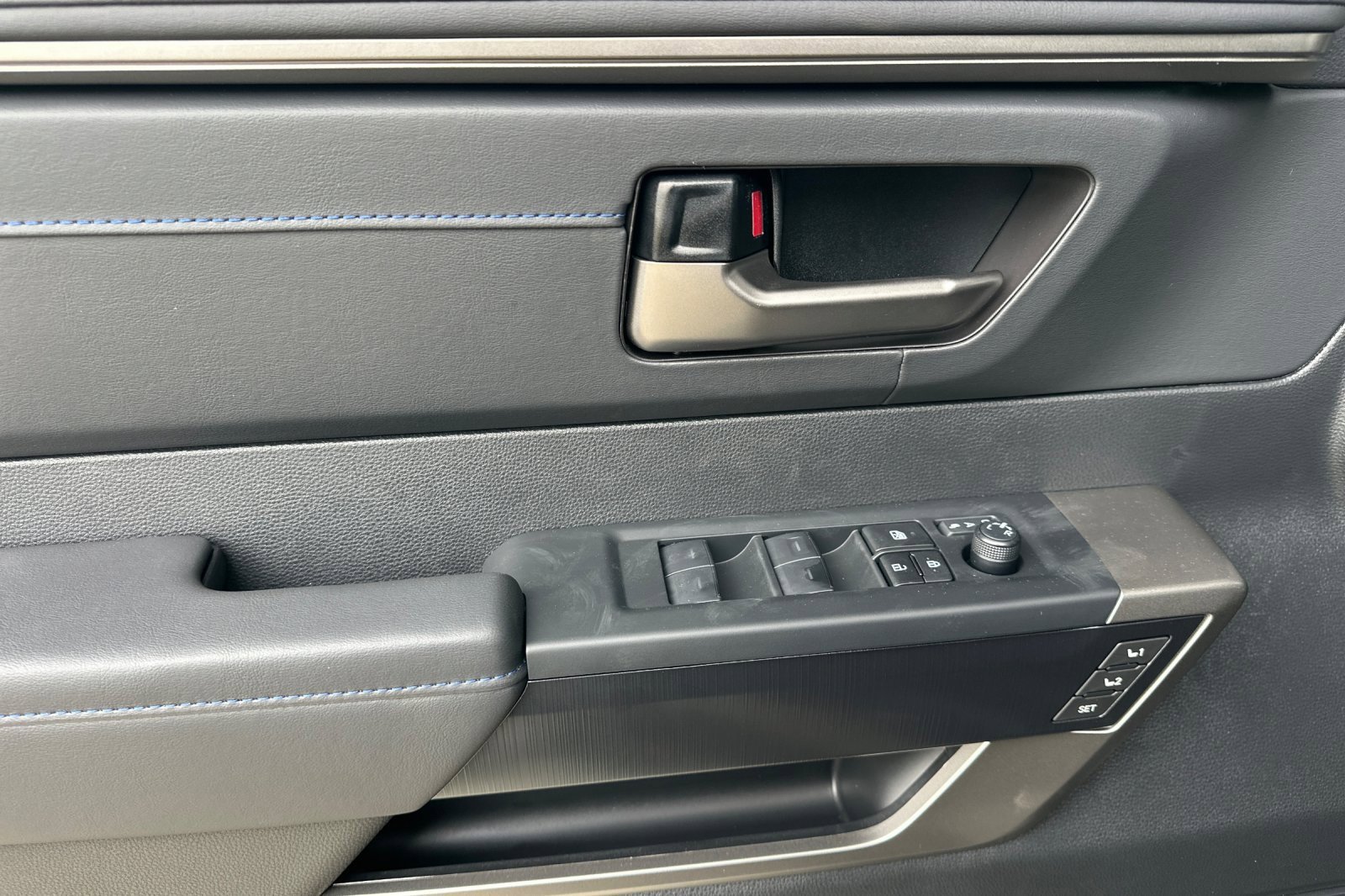 New 2026 Toyota Sequoia Platinum image 11