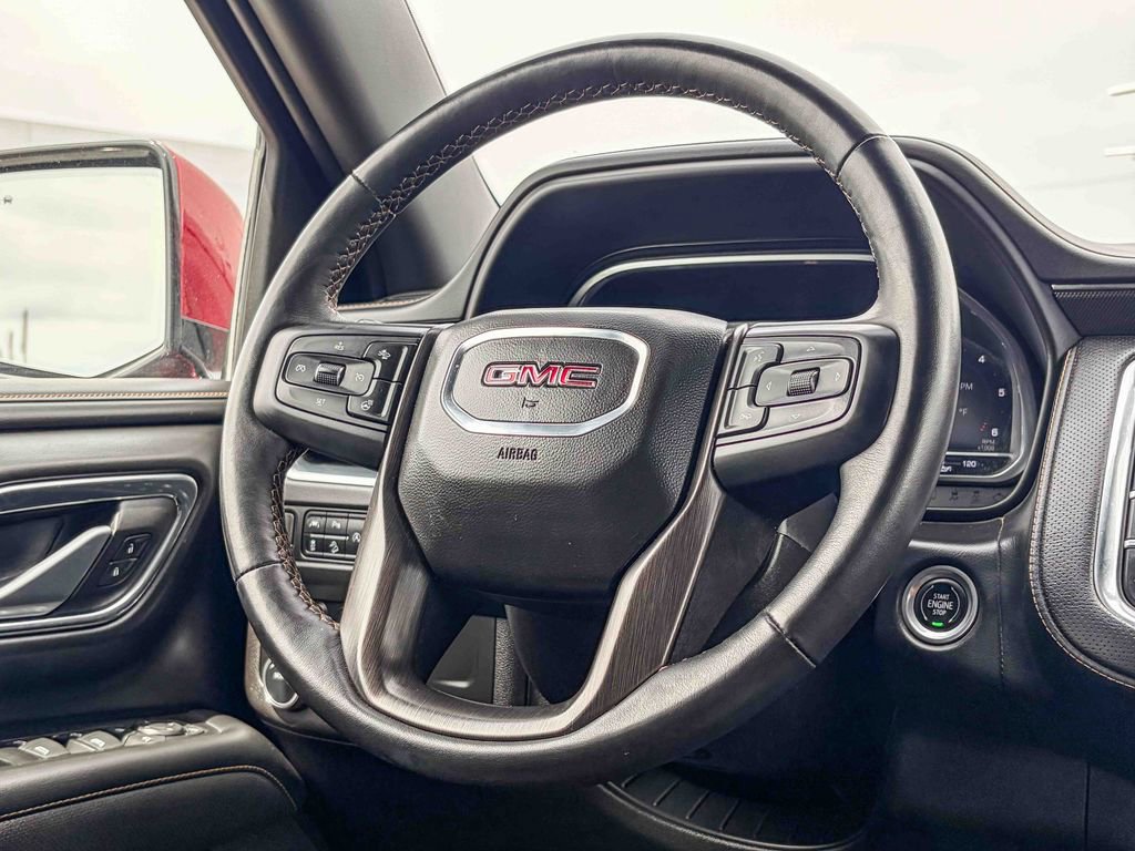 Used 2022 GMC Yukon XL AT4 image 20