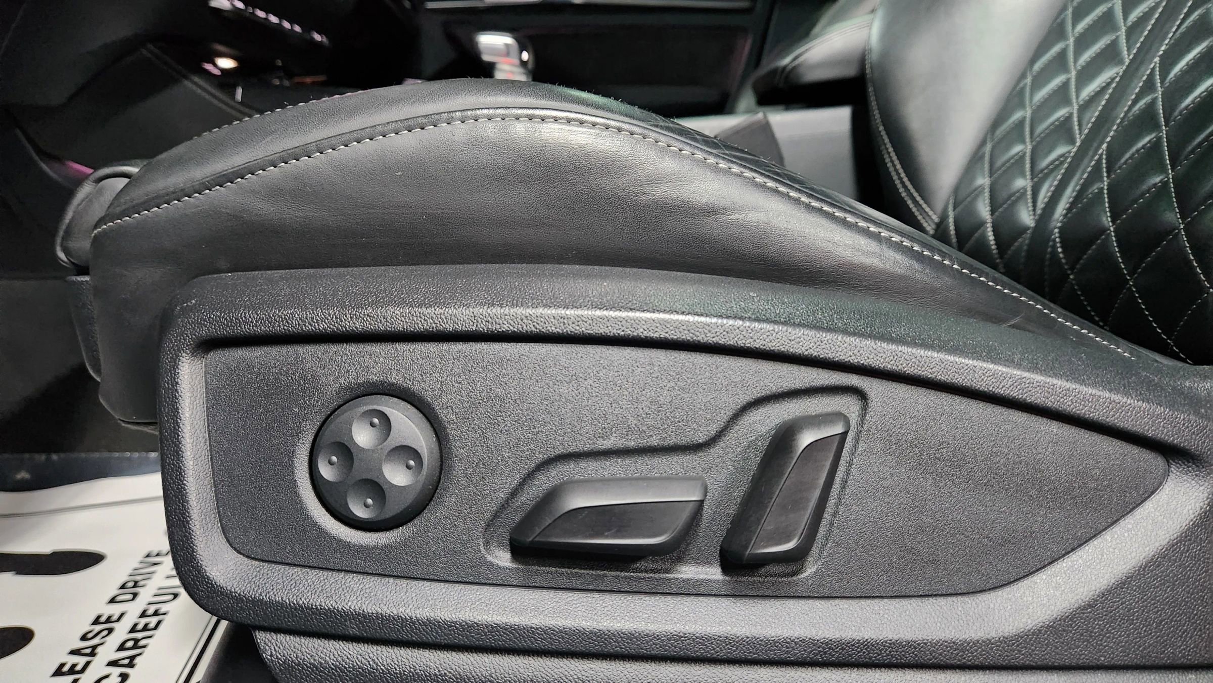 Used 2019 Audi SQ5 Prestige image 11